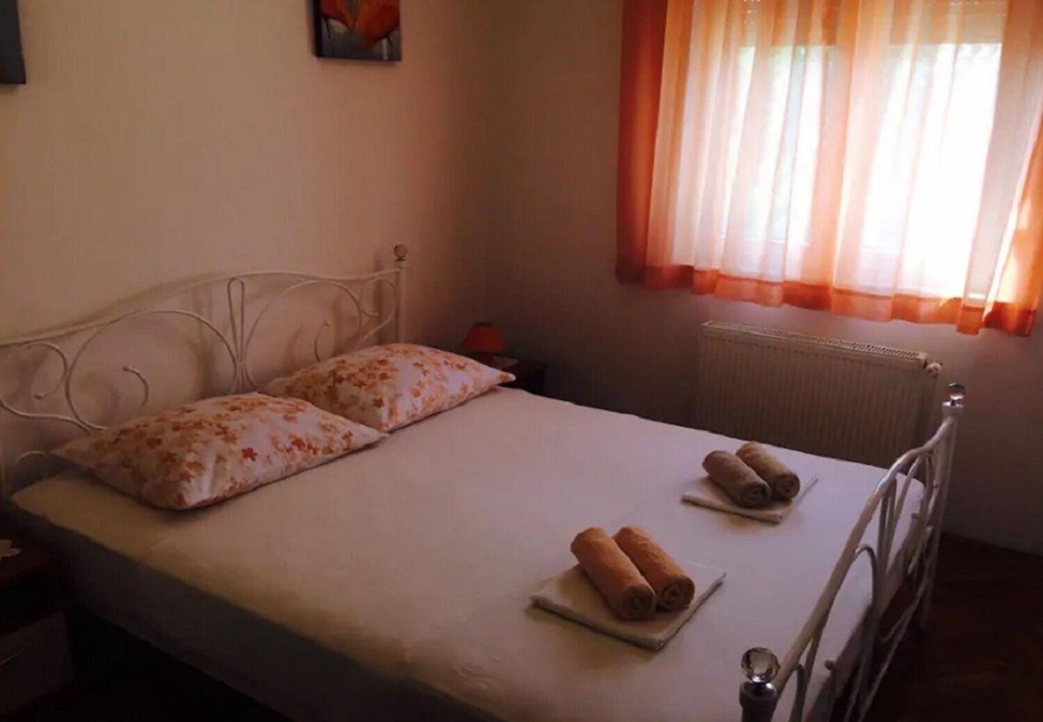 Apartments And Rooms Ognjen - Family Apartments With Free Parking Betina  Ngoại thất bức ảnh