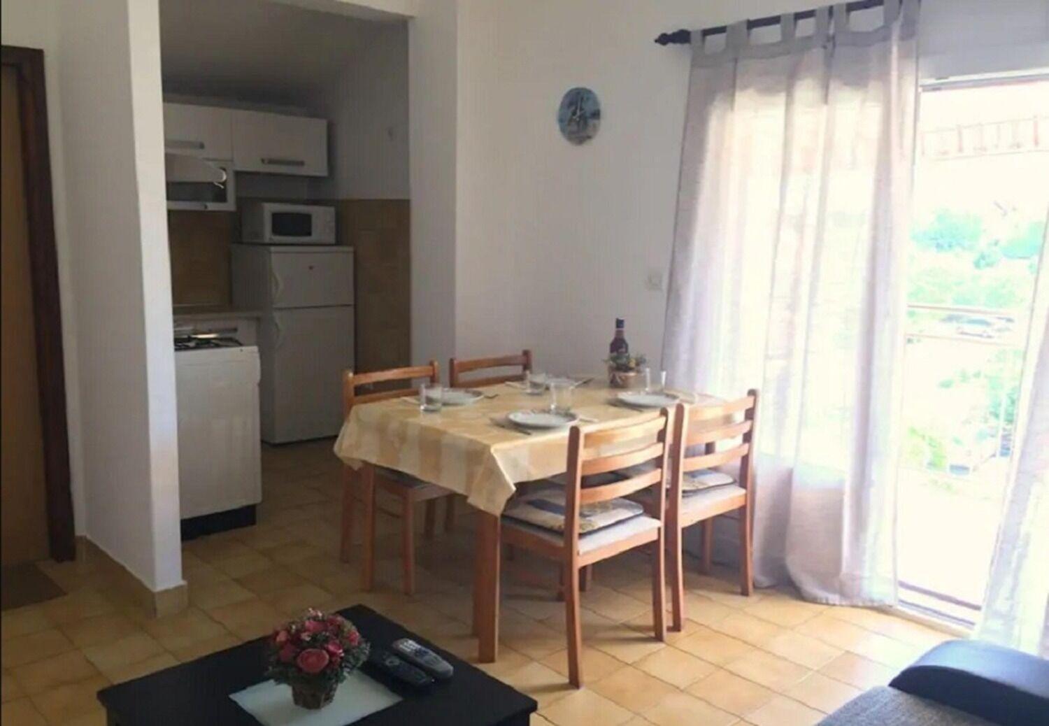 Apartments And Rooms Ognjen - Family Apartments With Free Parking Betina  Ngoại thất bức ảnh