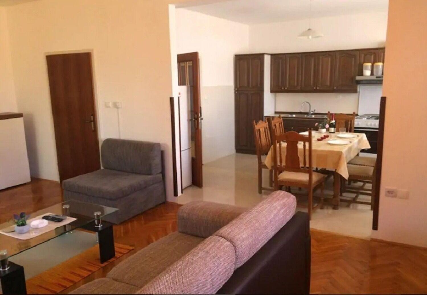 Apartments And Rooms Ognjen - Family Apartments With Free Parking Betina  Ngoại thất bức ảnh